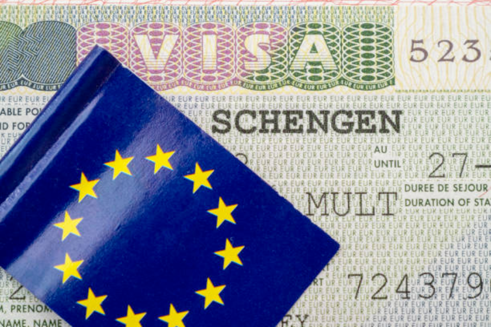 Cyprus menolak untuk penyertaan Schengen